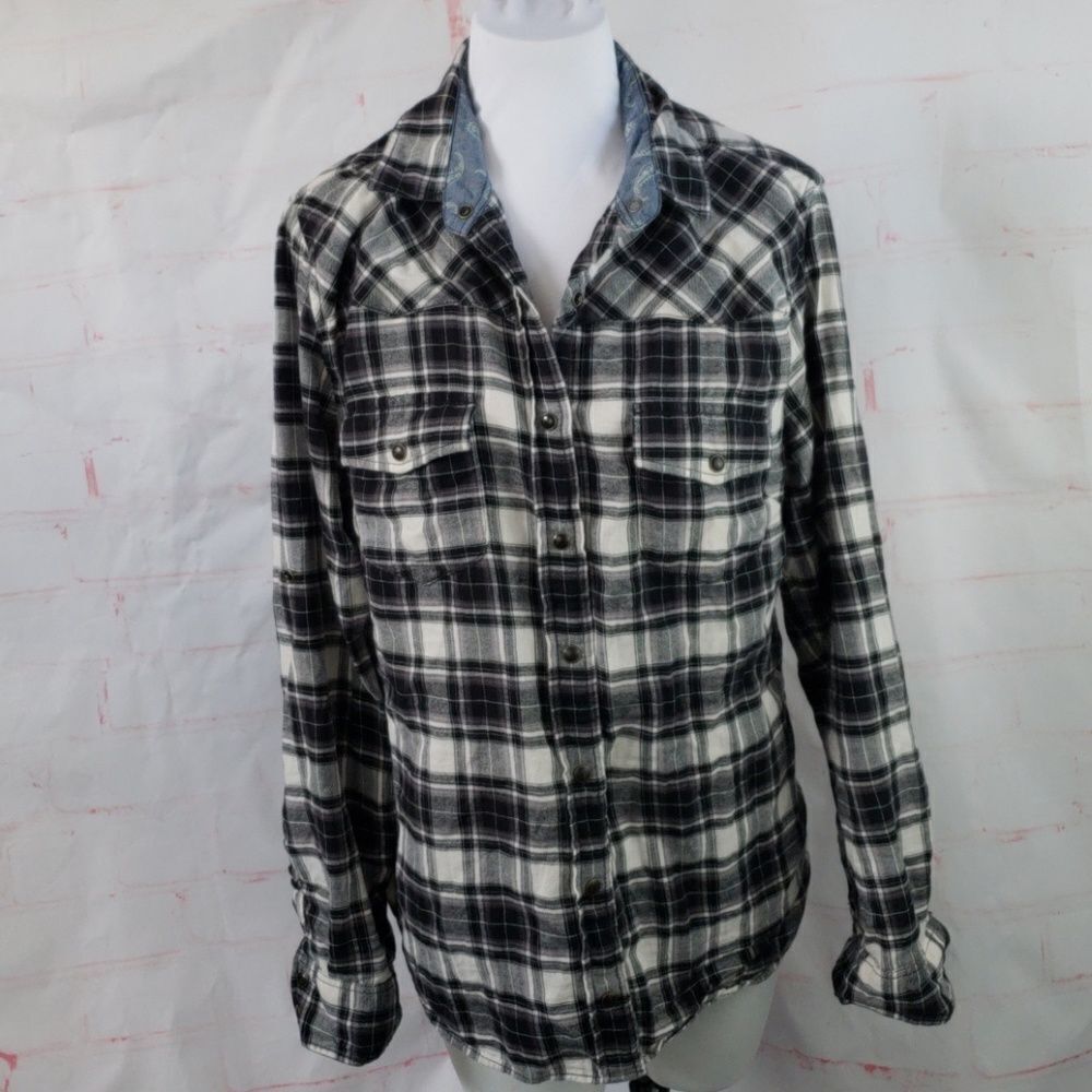 3/$25 Jach's Girlfriend Bea flannel snap up small